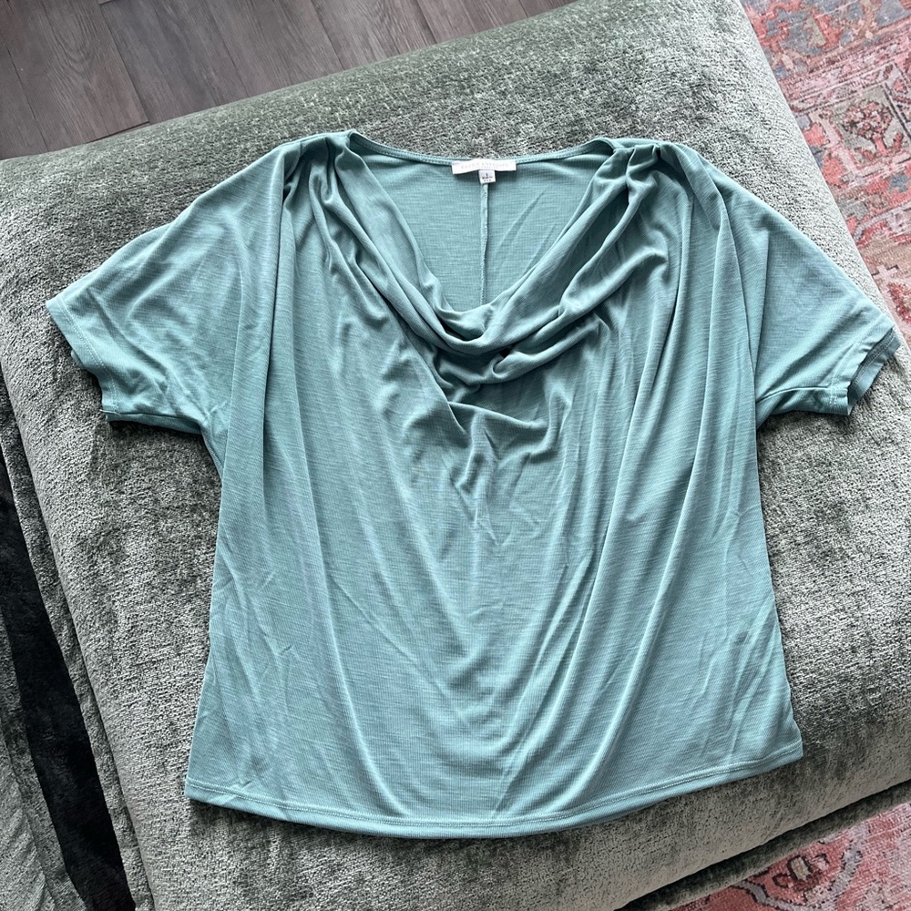 Green Envelope Teal Short Sleeve Drape Top